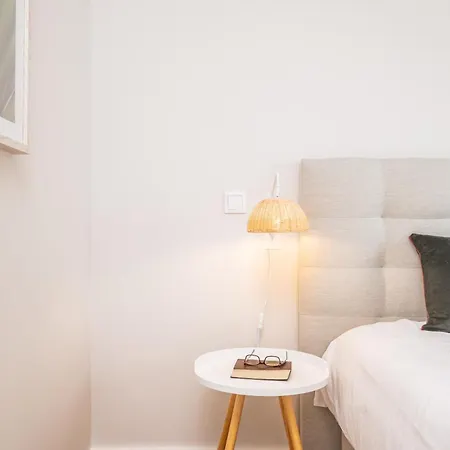 With Ocean View And Parking Funchal