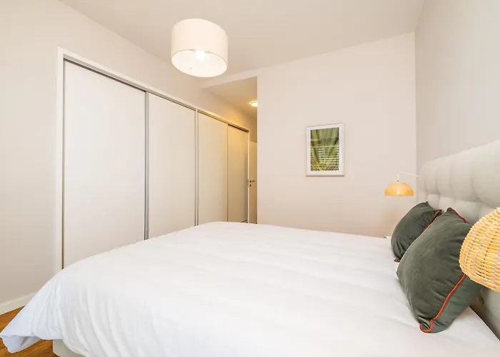 With Ocean View And Parking * Funchal (Madeira)