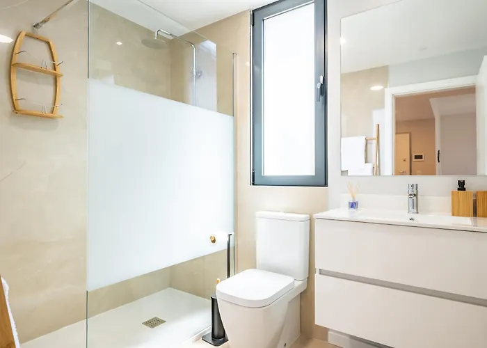 Apartment With Ocean View And Parking Funchal (Madeira)