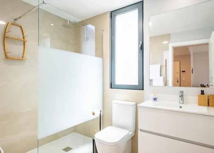 With Ocean View And Parking * Funchal (Madeira)