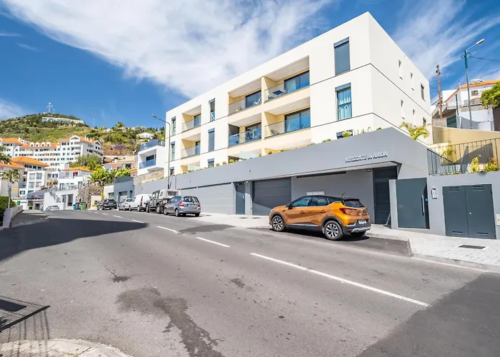 With Ocean View And Parking Appartement Funchal (Madeira)