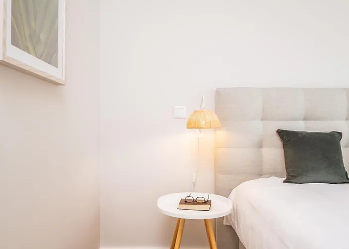 With Ocean View And Parking Funchal (Madeira)