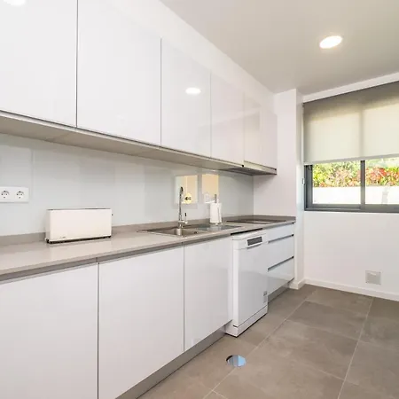 Apartament With Ocean View And Parking