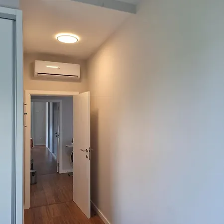 With Ocean View And Parking Apartament